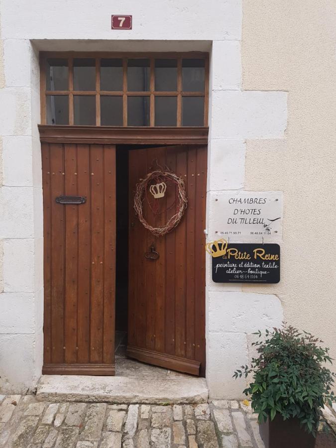 Chambres D'Hotes Du Tilleul Nanteuil-en-Vallée Exterior photo